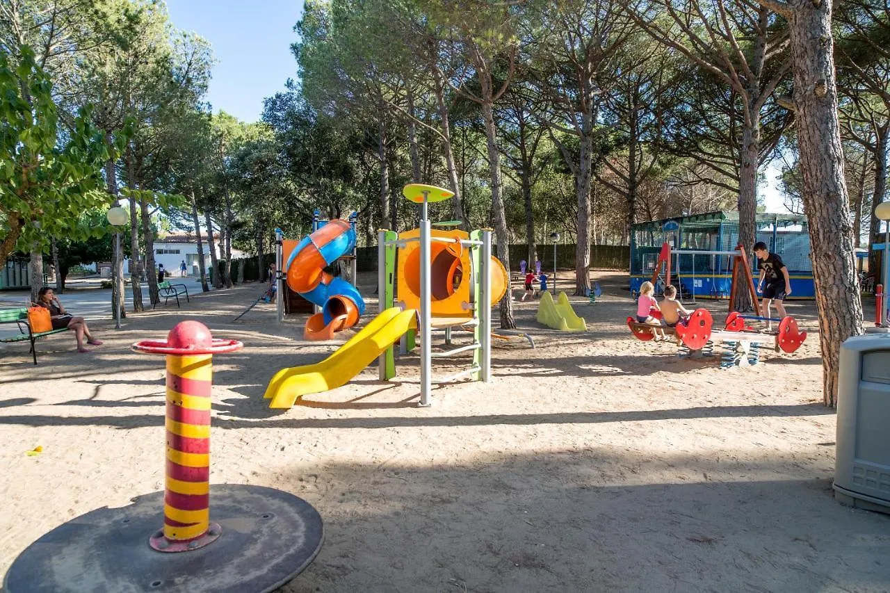 **  Camping Neptuno Hotel Pals España
